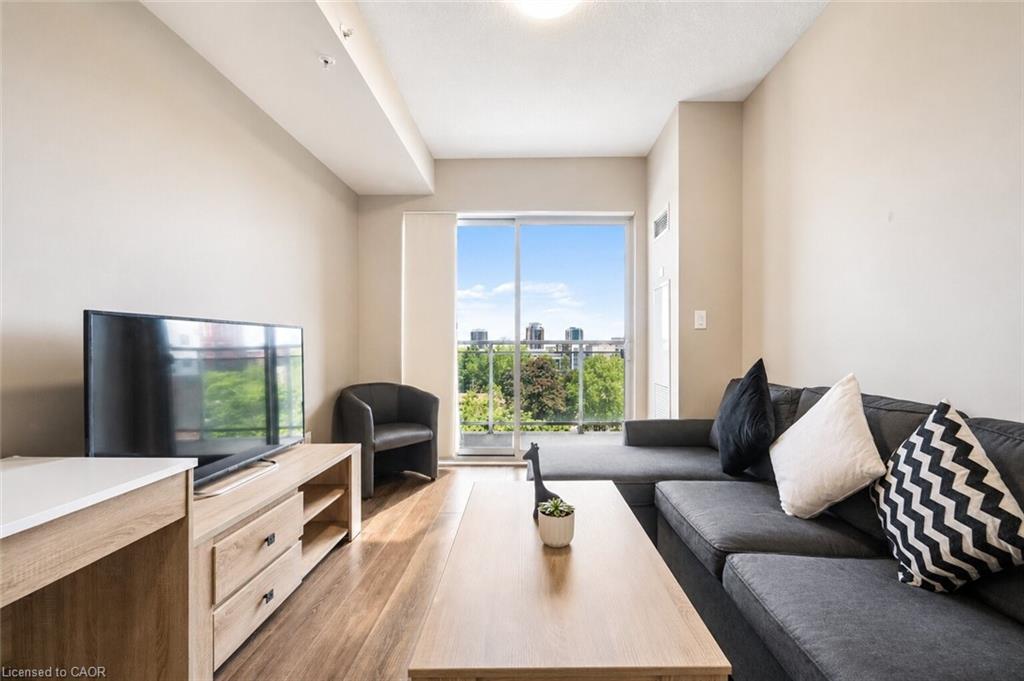618-280 Lester Street Property Photo 1