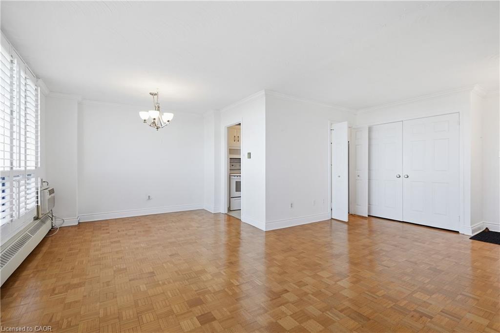 1005-15 Towering Heights Boulevard Property Photo 5