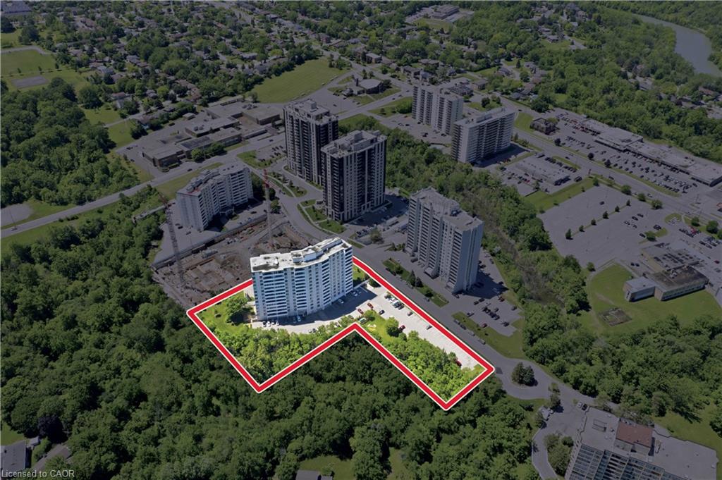 1005-15 Towering Heights Boulevard Property Photo 31