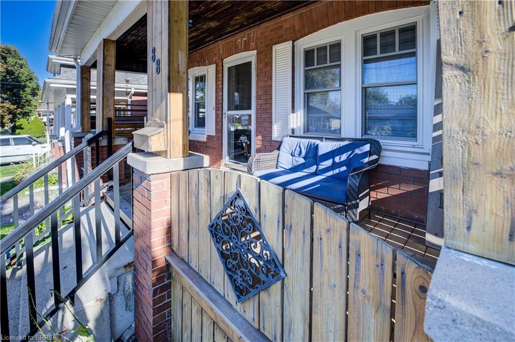 88 Walnut Street Property Photo 5