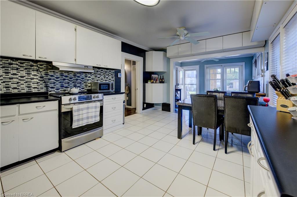 88 Walnut Street Property Photo 13
