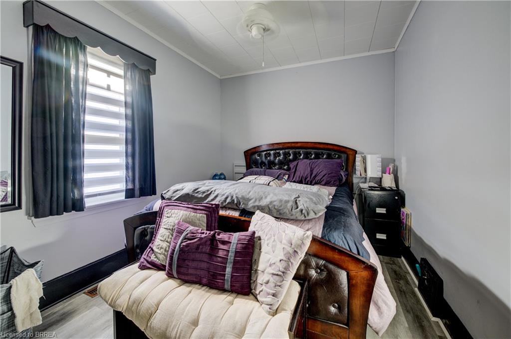 88 Walnut Street Property Photo 20
