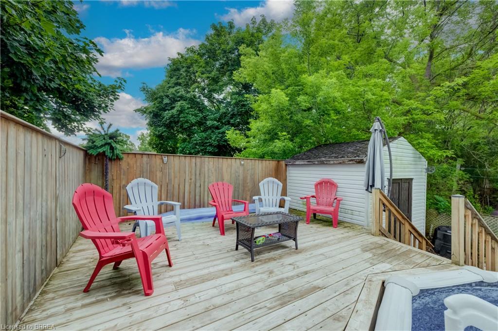 88 Walnut Street Property Photo 29