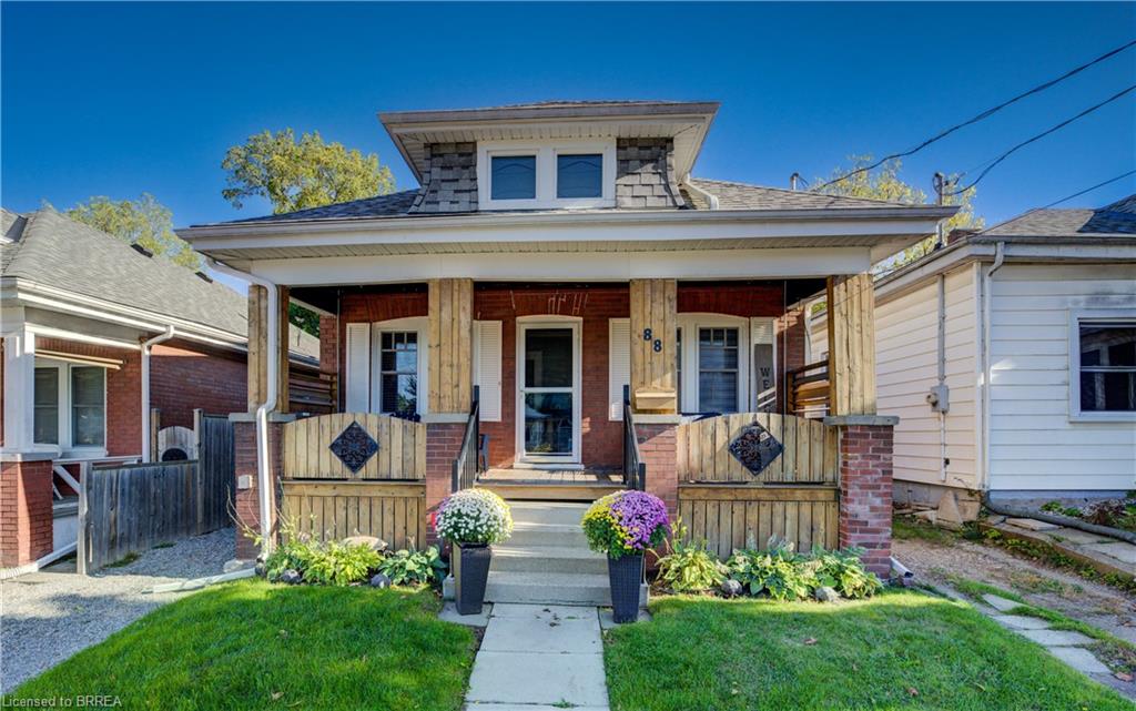 88 Walnut Street Property Photo 36