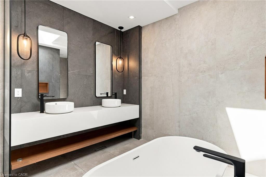 100 Appleby Place Property Photo 19