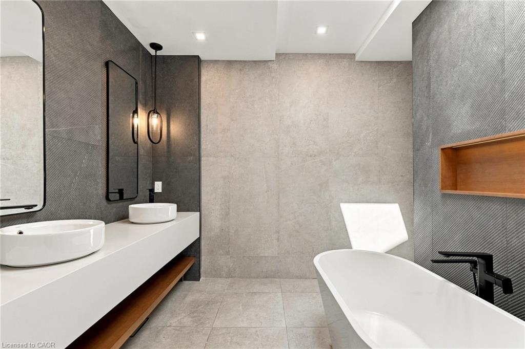 100 Appleby Place Property Photo 20