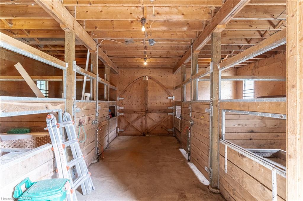 2134 Maplewood Road Property Photo 45