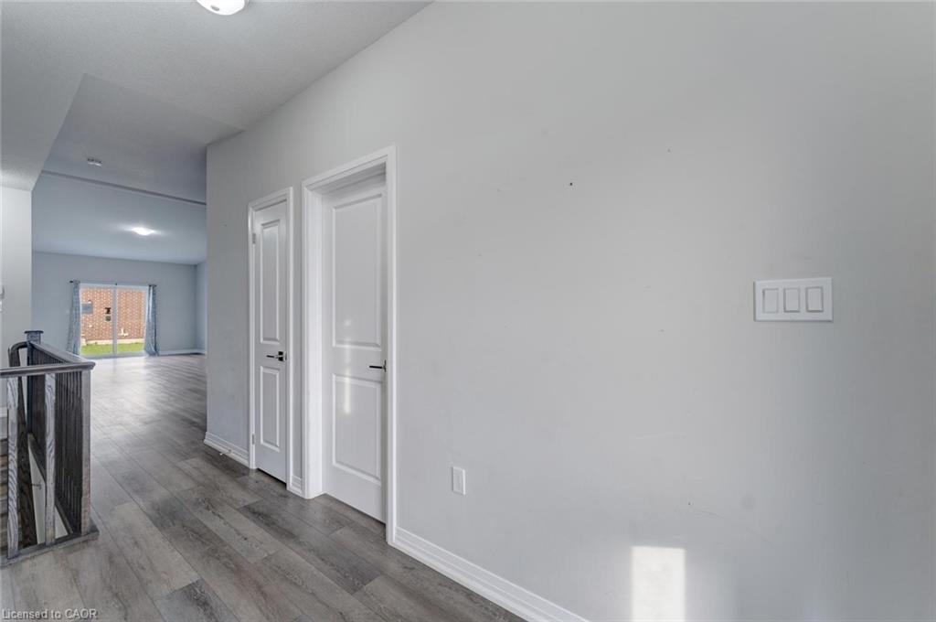 11-550 Grey Street Property Photo 7