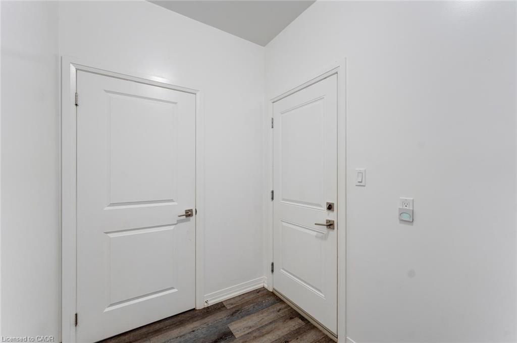 11-550 Grey Street Property Photo 20
