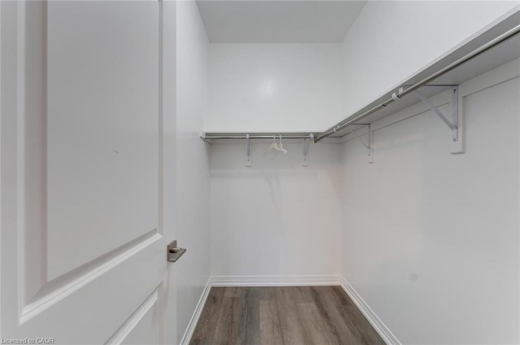 11-550 Grey Street Property Photo 26