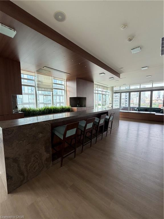 210-260 Sackville Street Property Photo 6