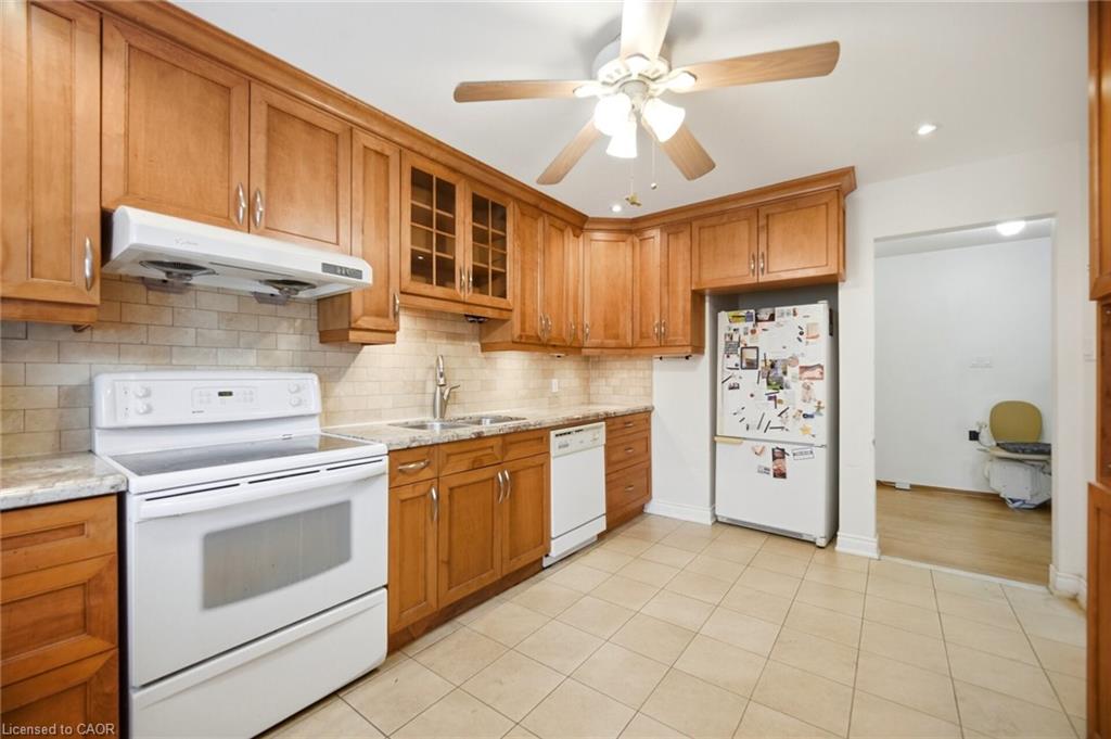 4070 Pavillion Court Property Photo 9