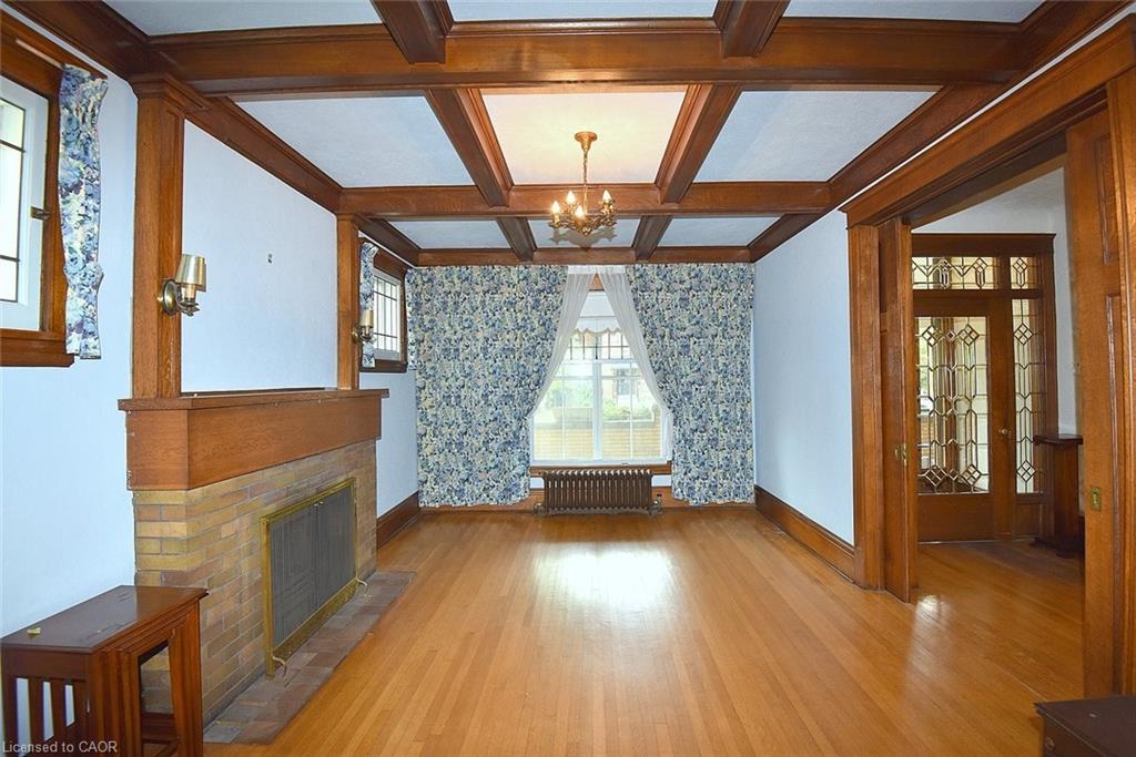 68 Sherman Avenue S Property Photo 8
