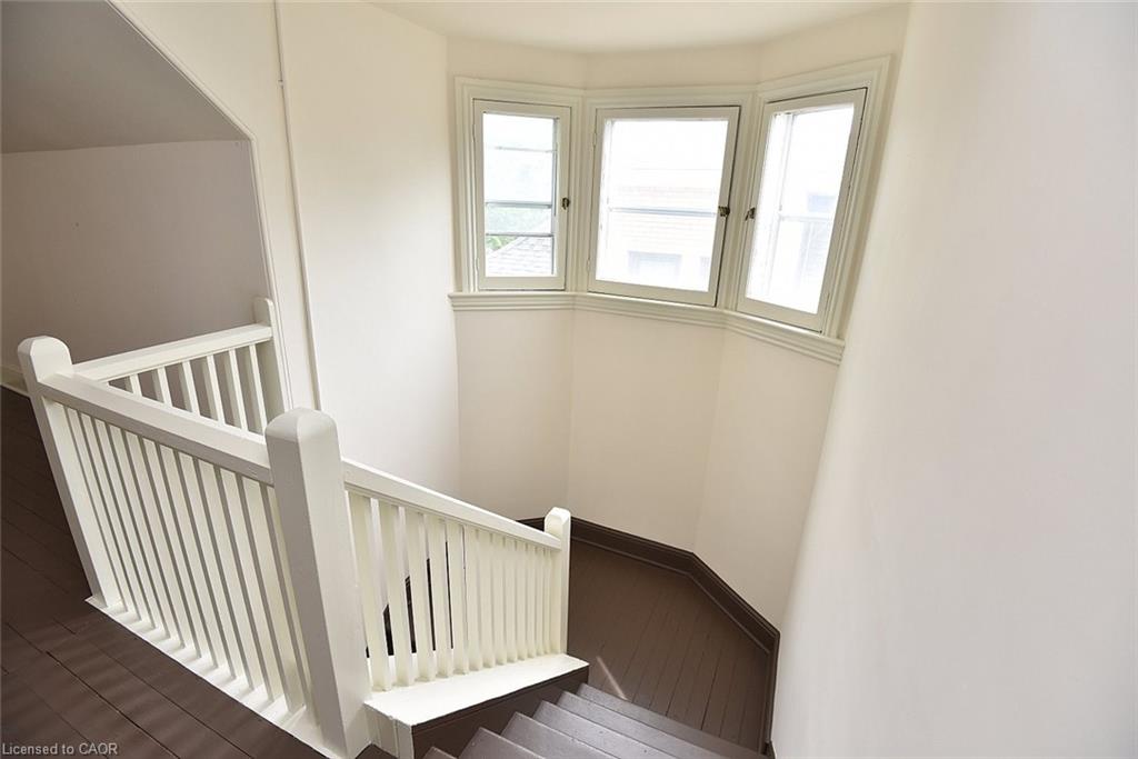 68 Sherman Avenue S Property Photo 25