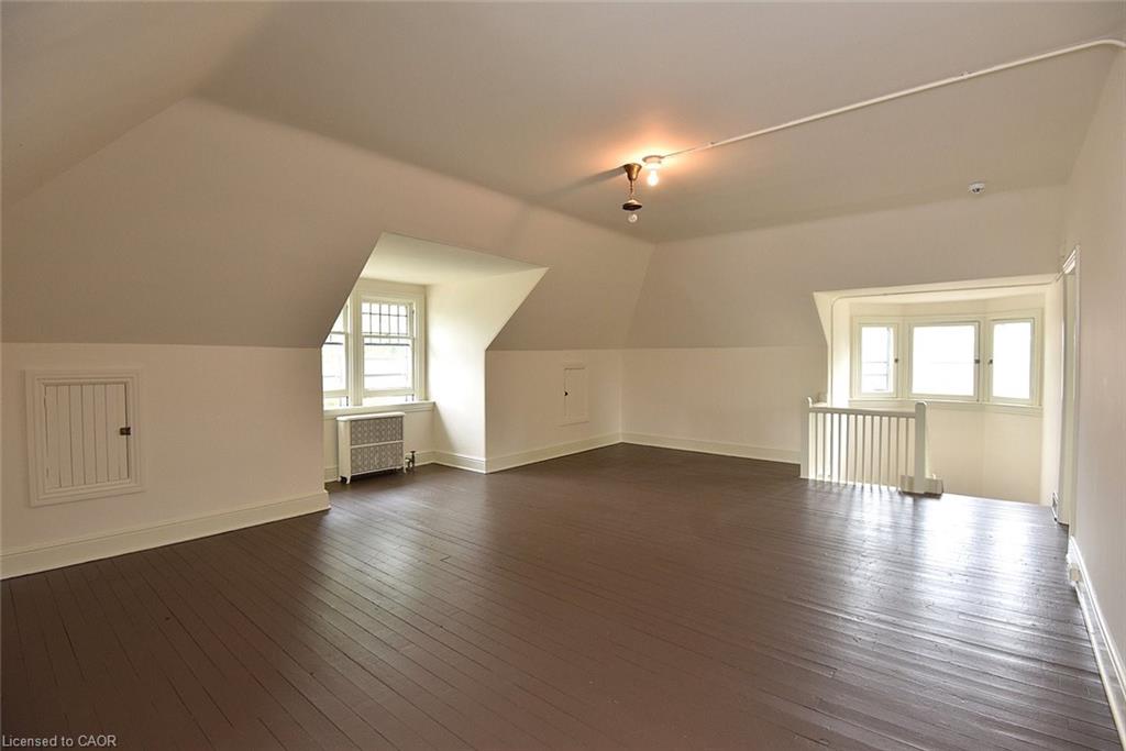 68 Sherman Avenue S Property Photo 26