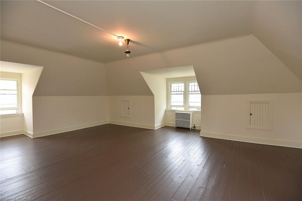 68 Sherman Avenue S Property Photo 27