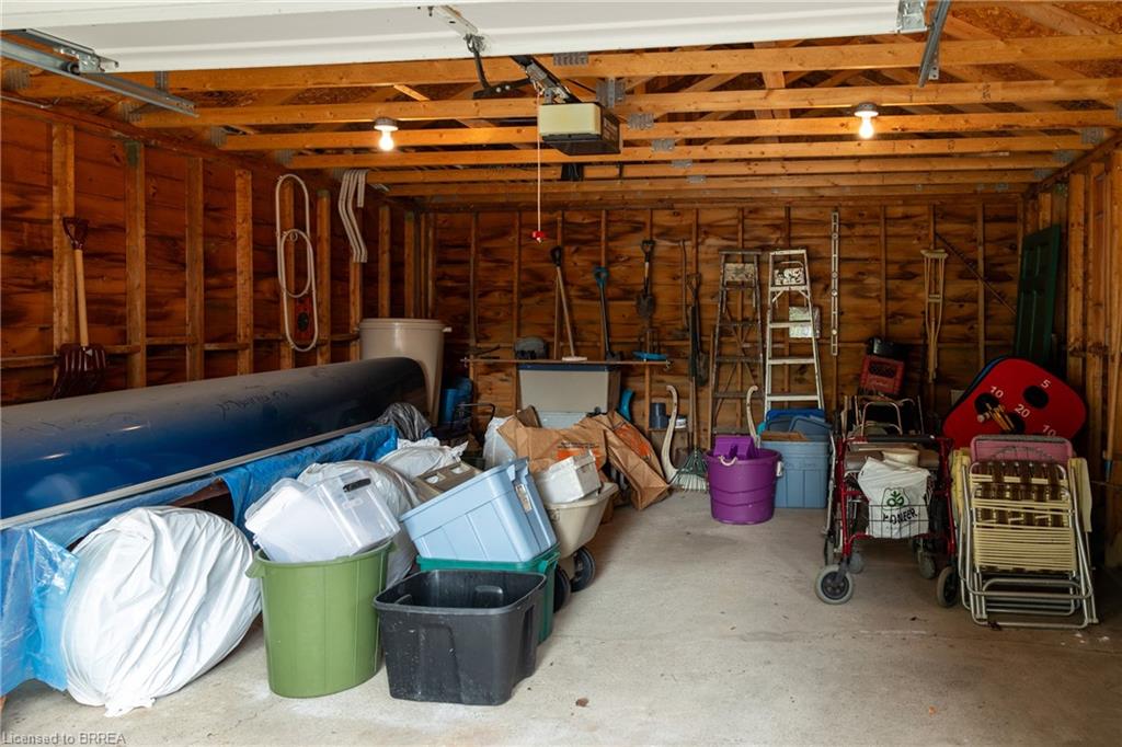 156 Mutual Street N Property Photo 11
