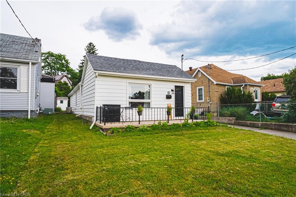 11 Broadview Avenue Property Photo 2