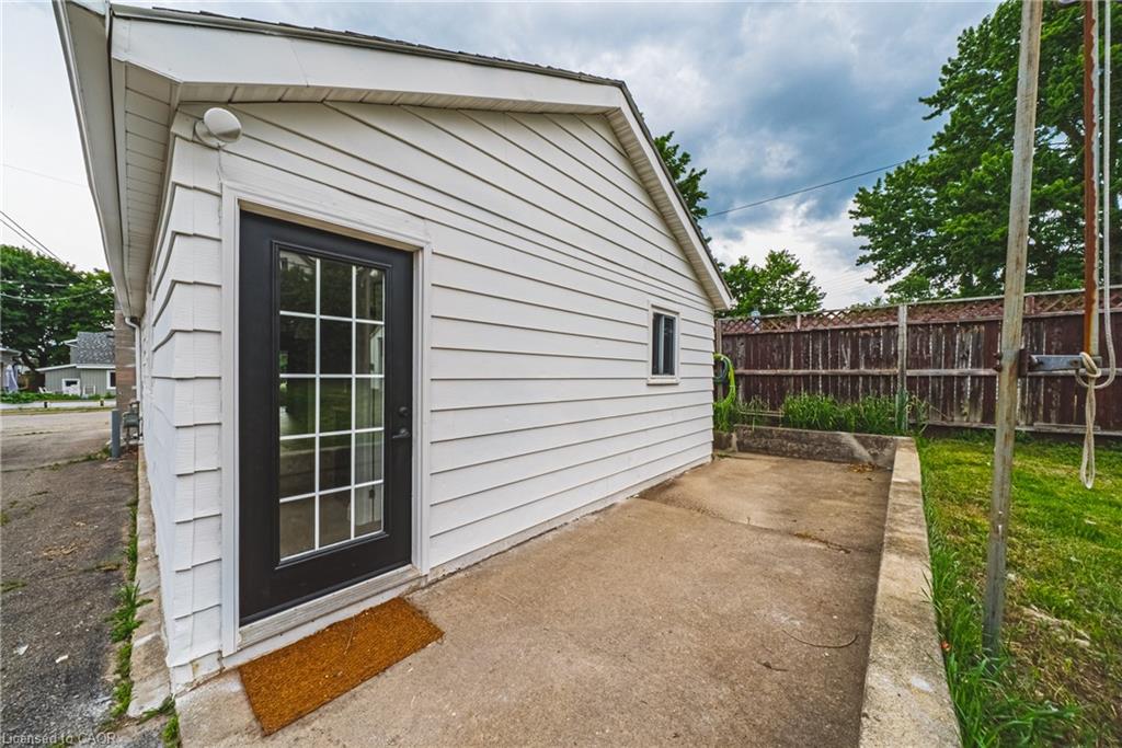 11 Broadview Avenue Property Photo 4