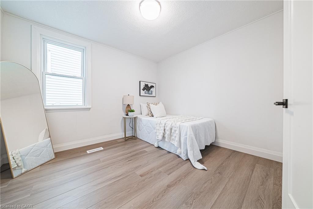 11 Broadview Avenue Property Photo 24