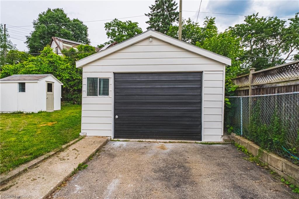 11 Broadview Avenue Property Photo 28