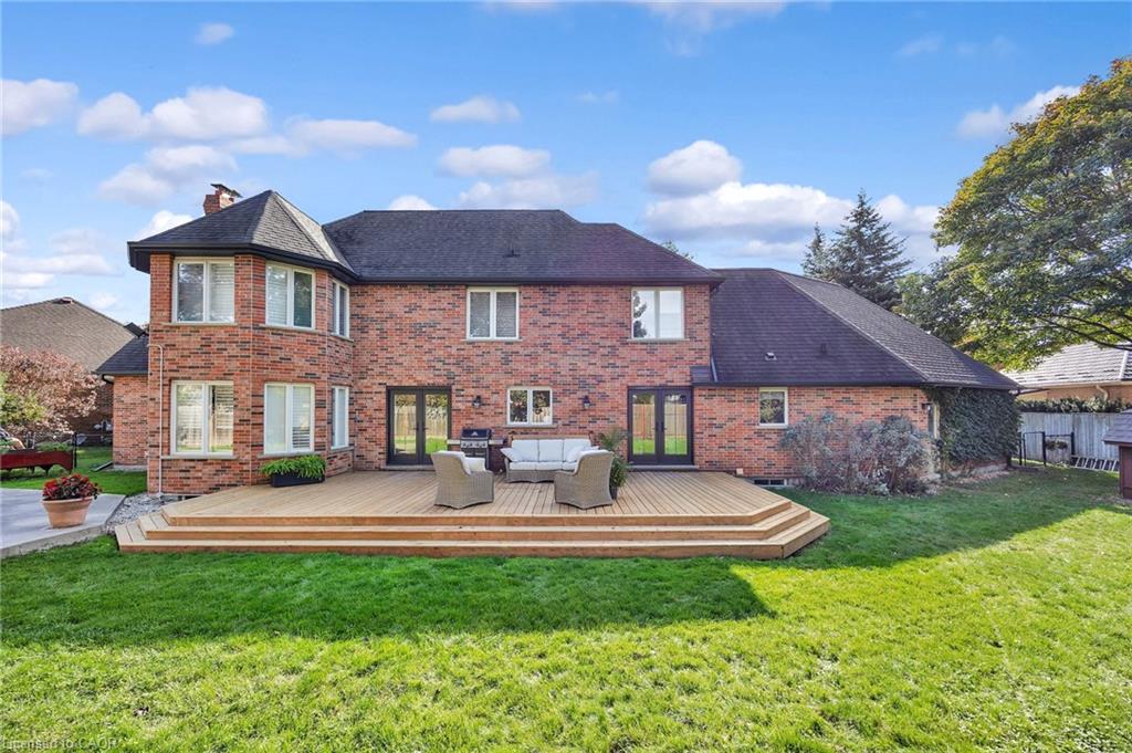 250 Grey Squirrel Place Property Photo 2