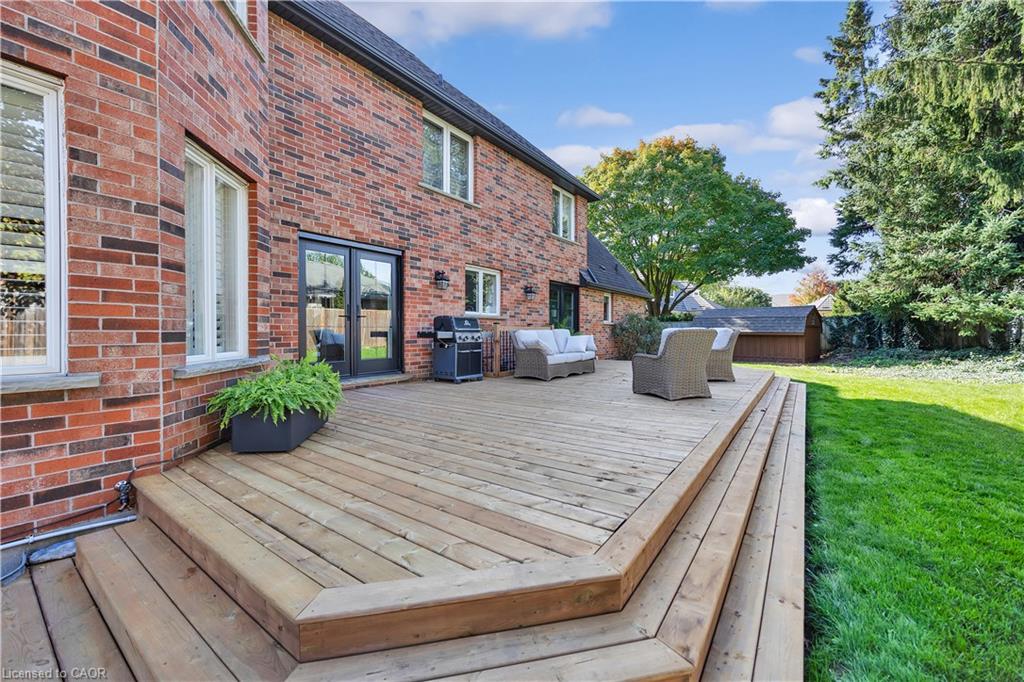 250 Grey Squirrel Place Property Photo 3
