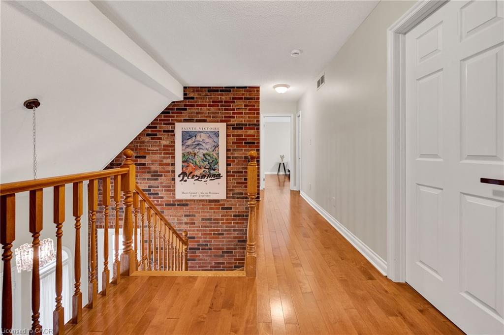250 Grey Squirrel Place Property Photo 16