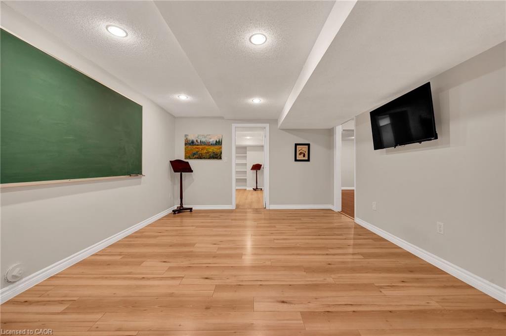 250 Grey Squirrel Place Property Photo 26