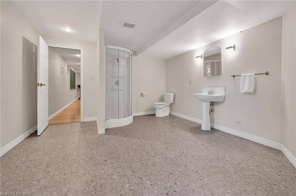 250 Grey Squirrel Place Property Photo 30