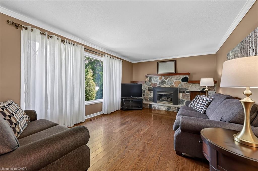9 Commissioner Street Property Photo 8