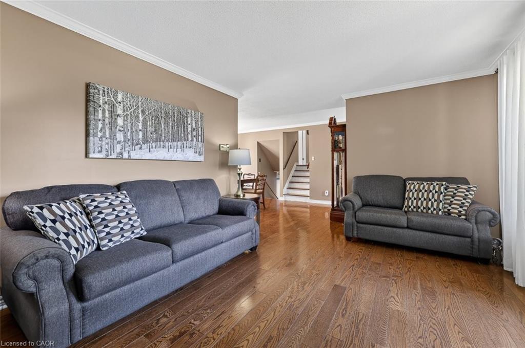 9 Commissioner Street Property Photo 9