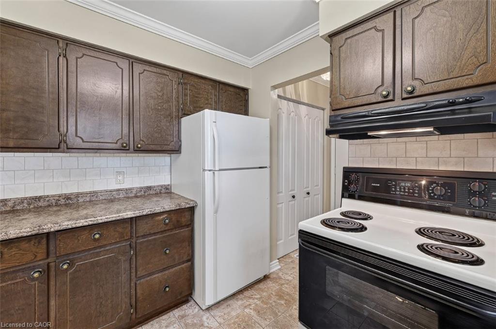 9 Commissioner Street Property Photo 16