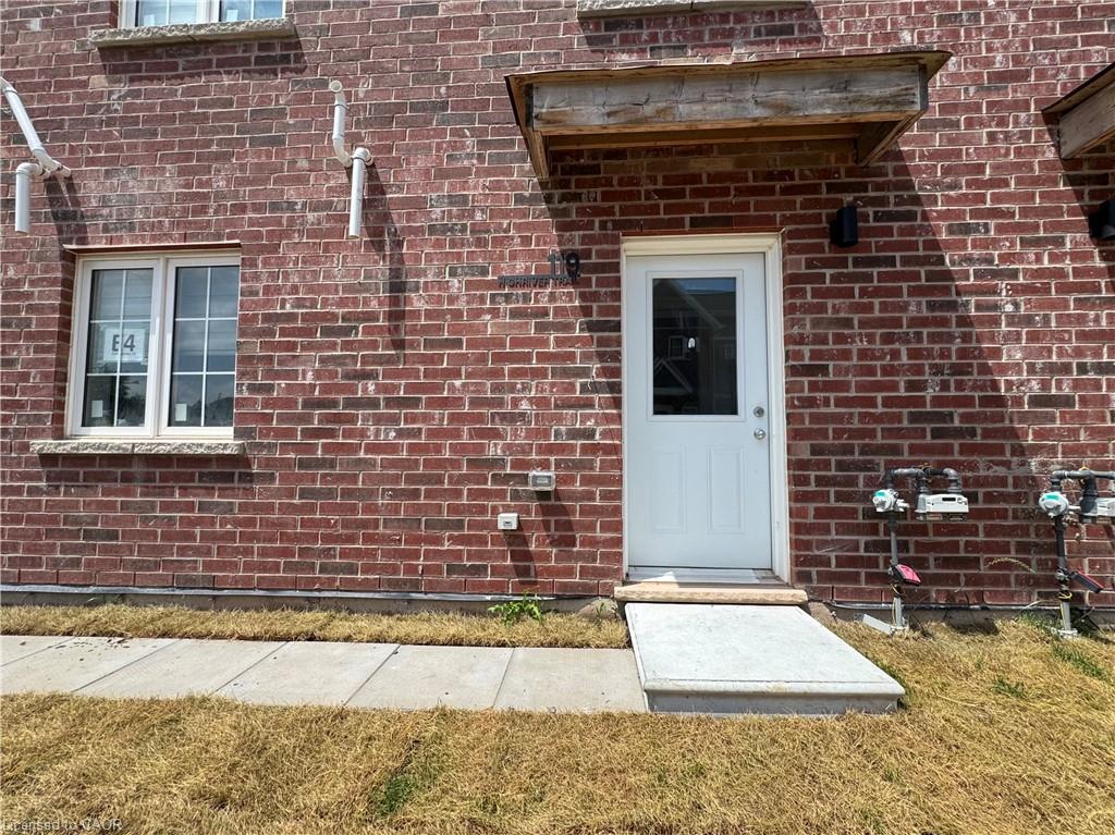 119 Highriver Trail Property Photo 2
