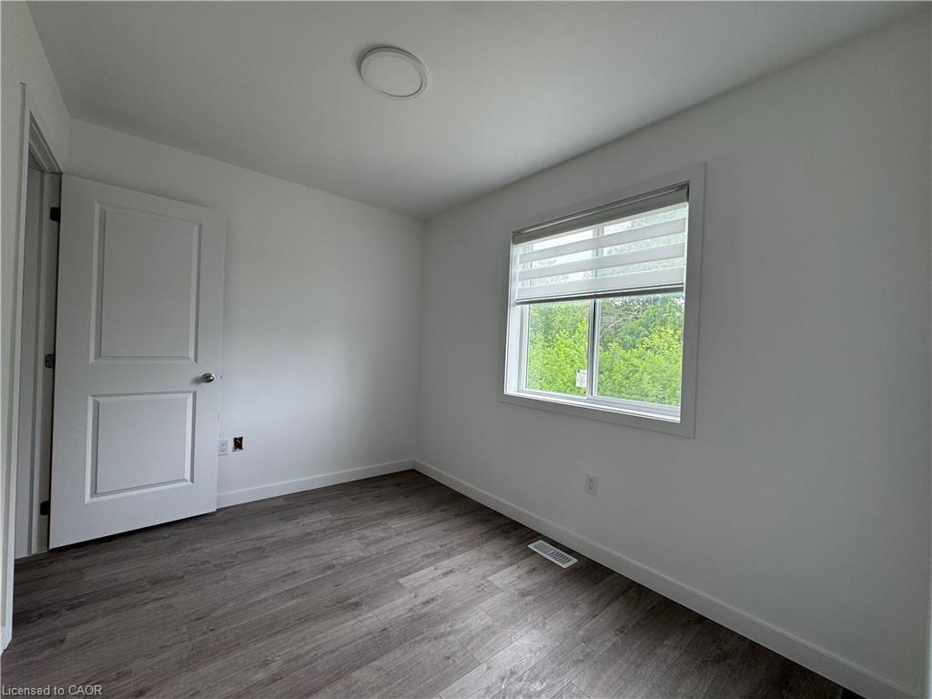 119 Highriver Trail Property Photo 12
