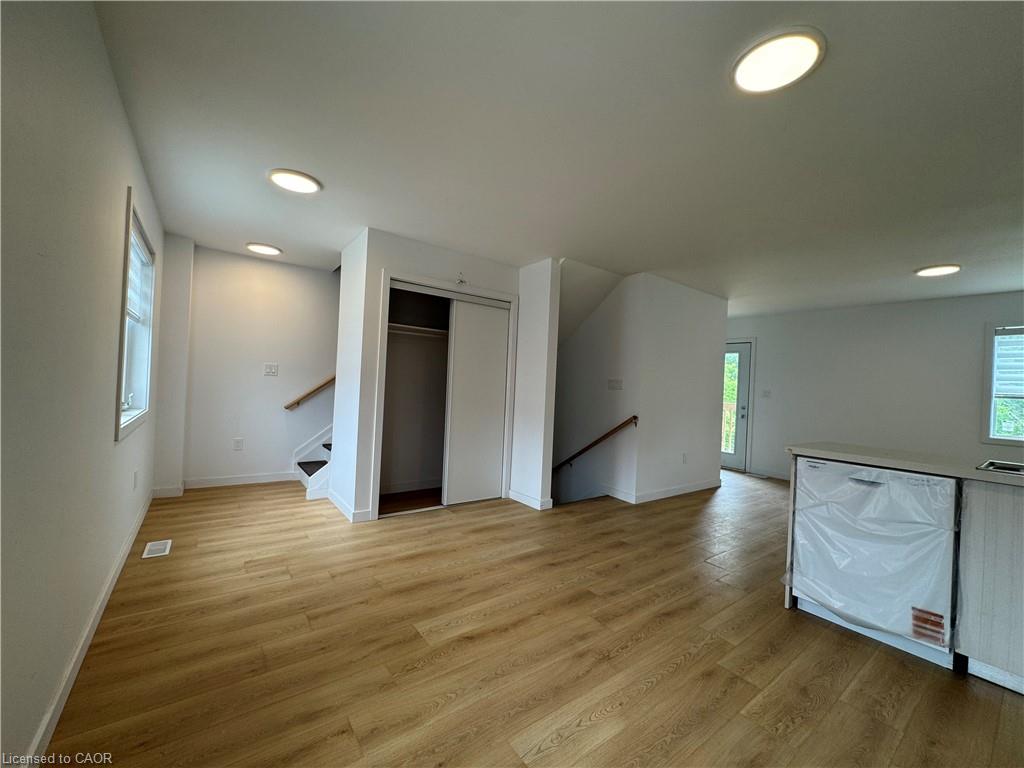 113 Highriver Trail Property Photo 10