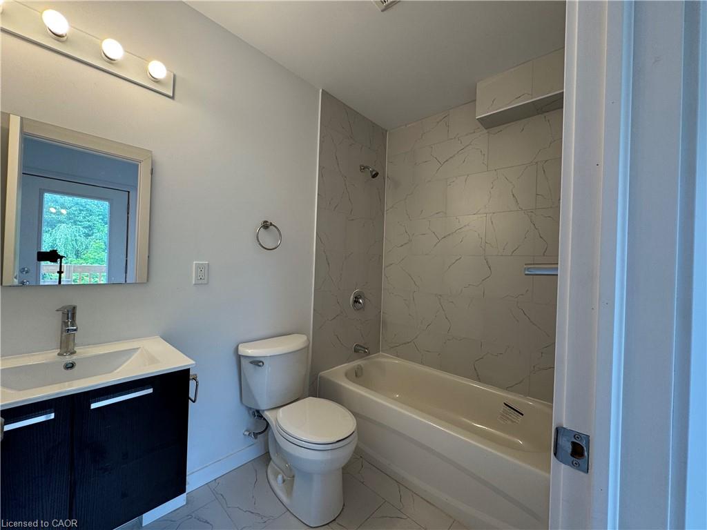 113 Highriver Trail Property Photo 13