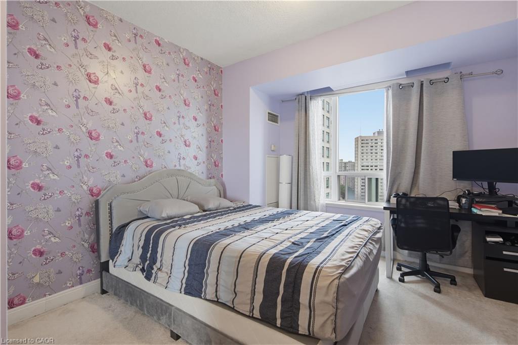 1303-80 Absolute Avenue Property Photo 14