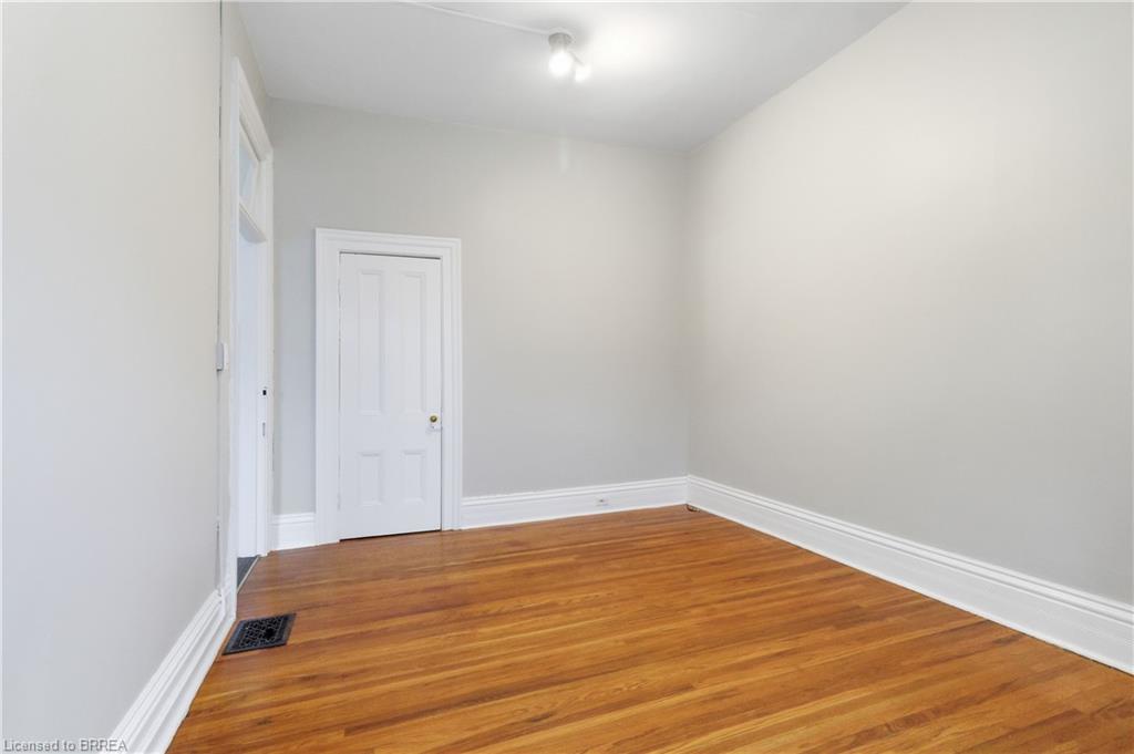 74 Pearl Street Property Photo 11