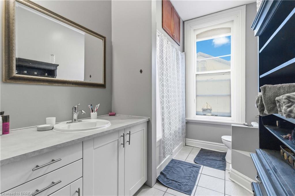 74 Pearl Street Property Photo 19
