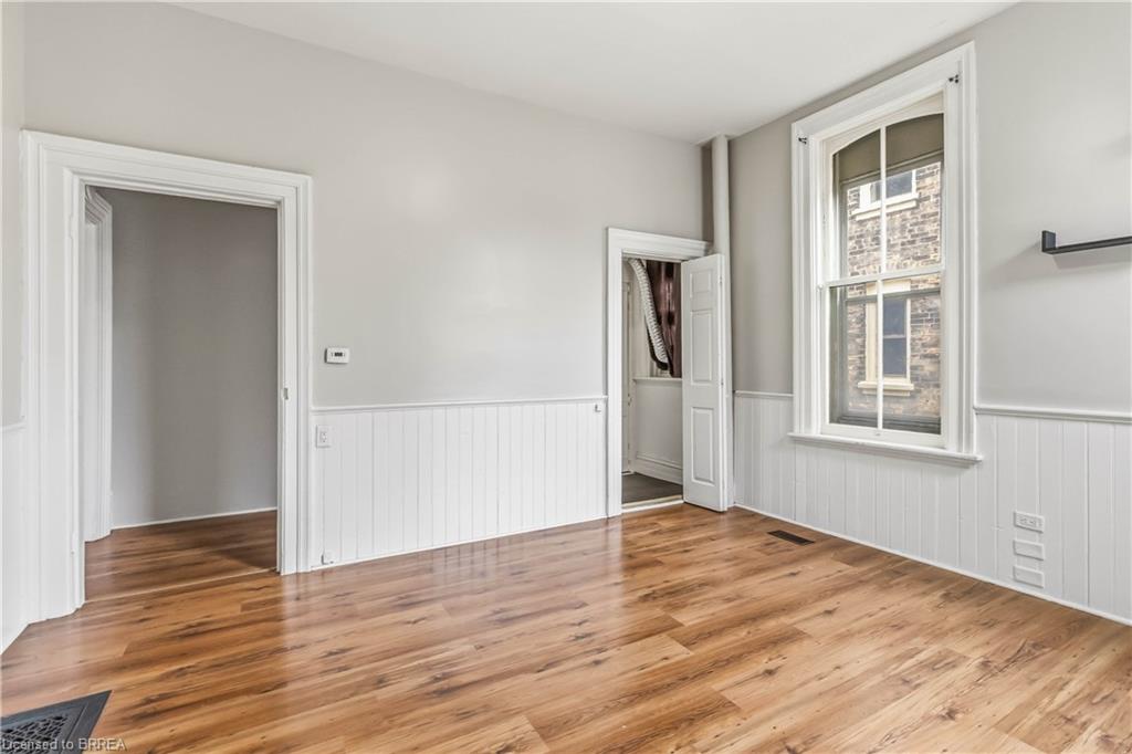 74 Pearl Street Property Photo 31