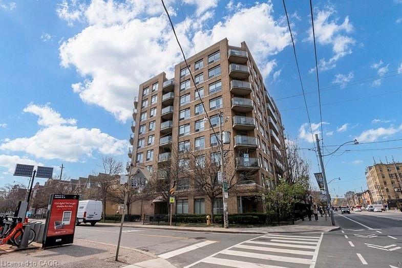 207-140 Bathurst Street Property Photo 3