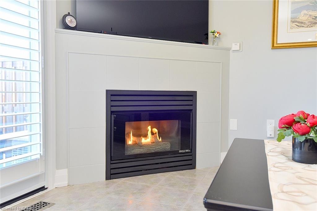 36-2774 King Street E Property Photo 9