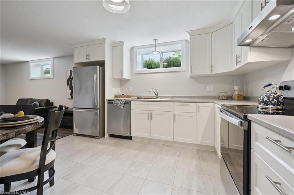 33 Waterloo Street Property Photo 28