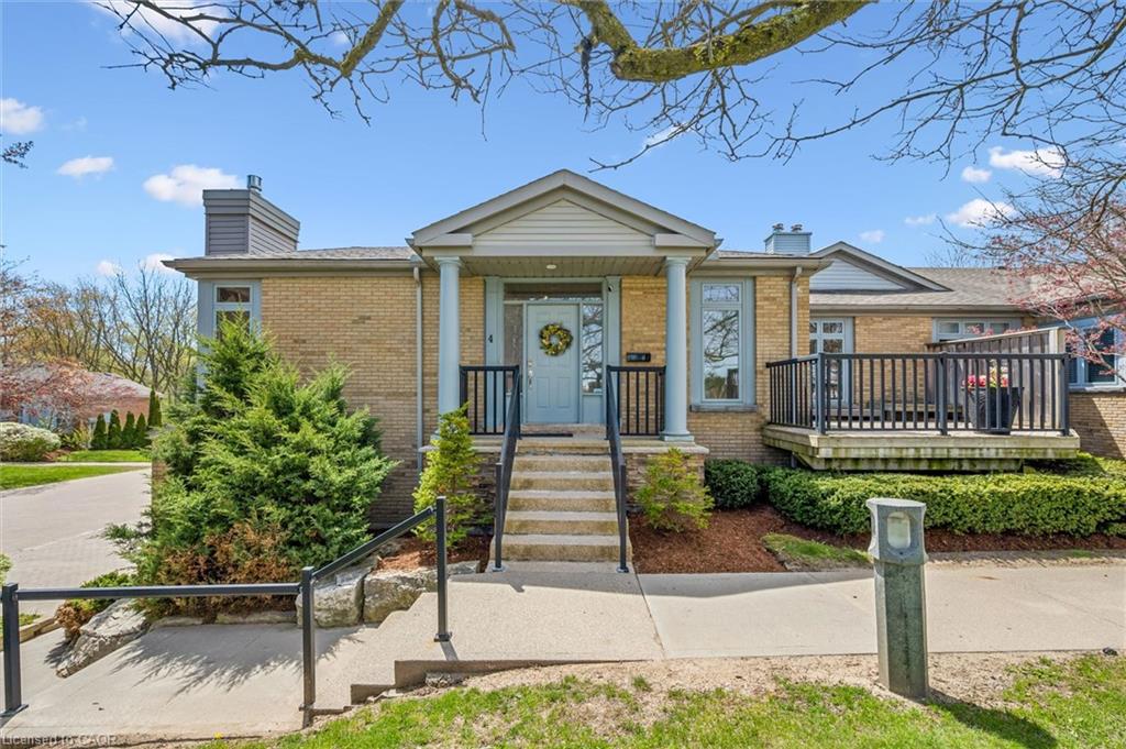 4-465 Columbia Street W Property Photo 6