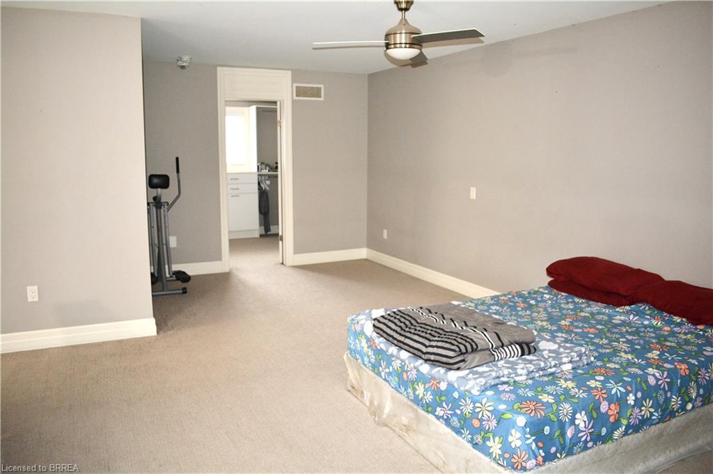 9-1 Chamberlain Avenue Property Photo 17