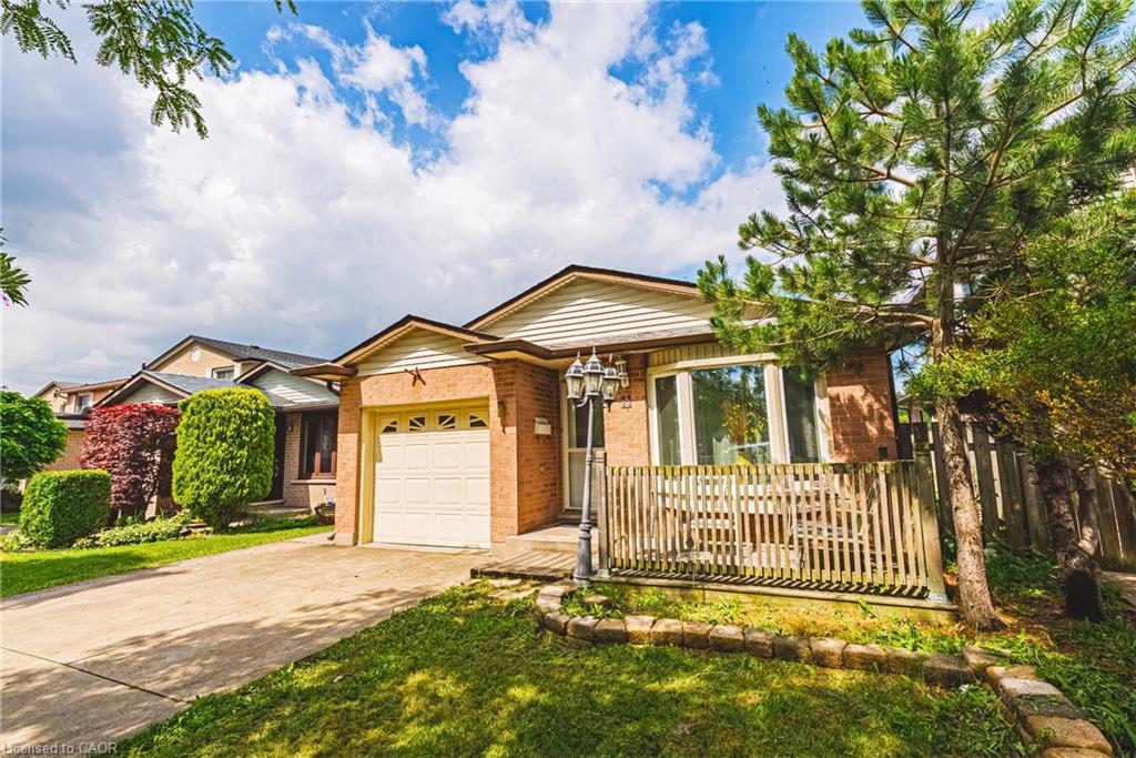 11 Drakes Drive Property Photo 4