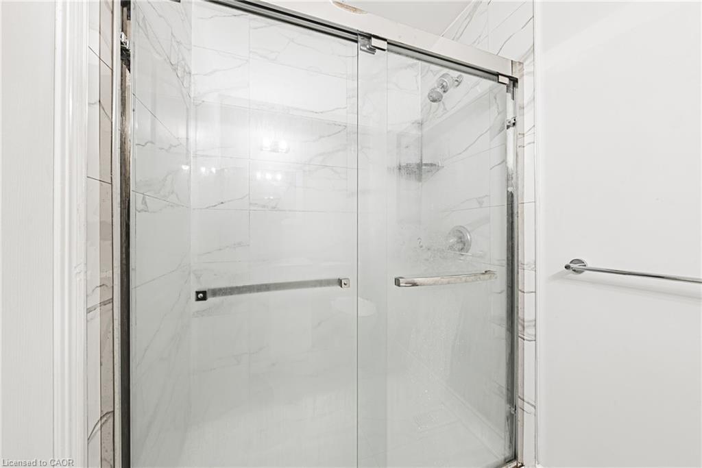 11 Drakes Drive Property Photo 17
