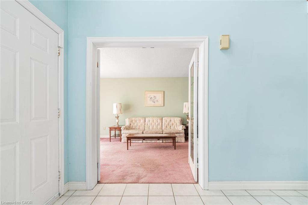 381 Kerman Avenue Property Photo 6