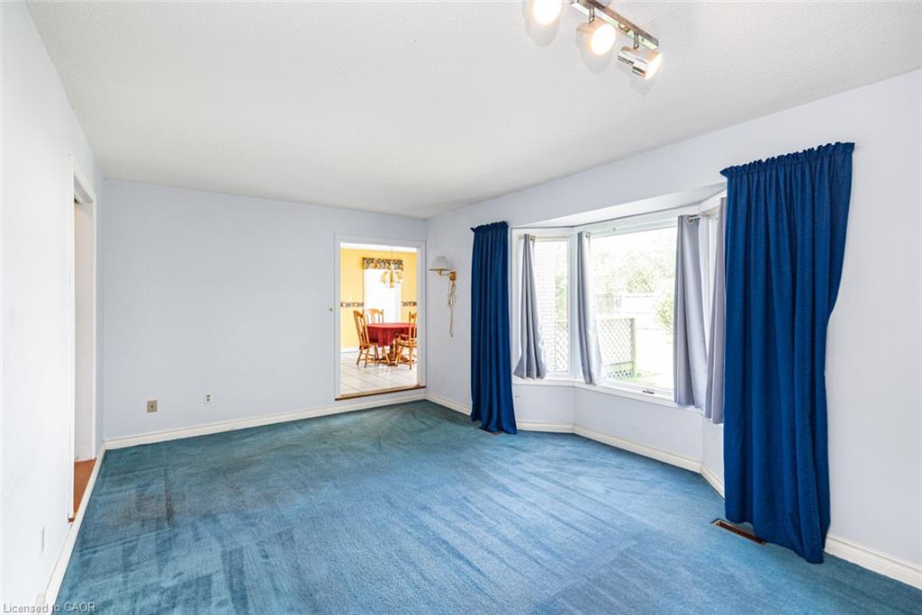381 Kerman Avenue Property Photo 16